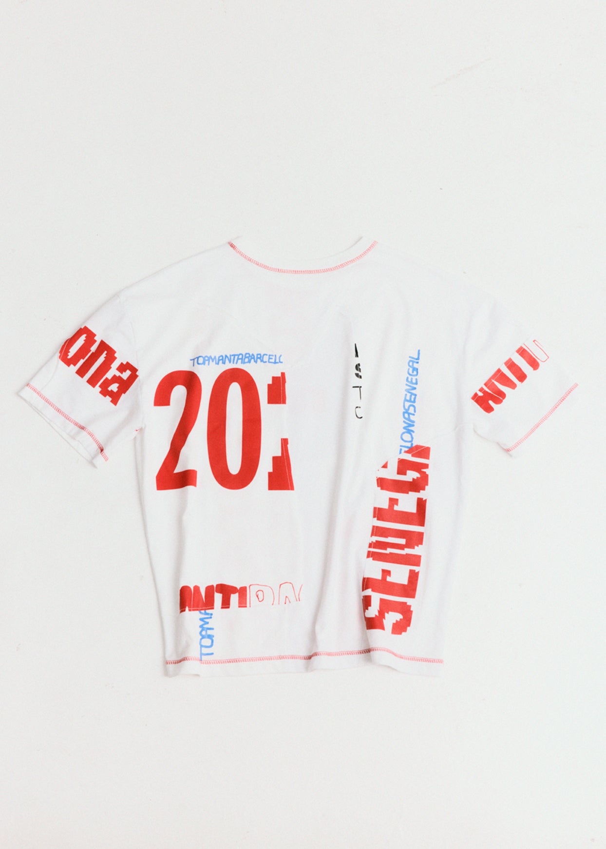 UPCYCLING TEE WHITE PATCHWORK